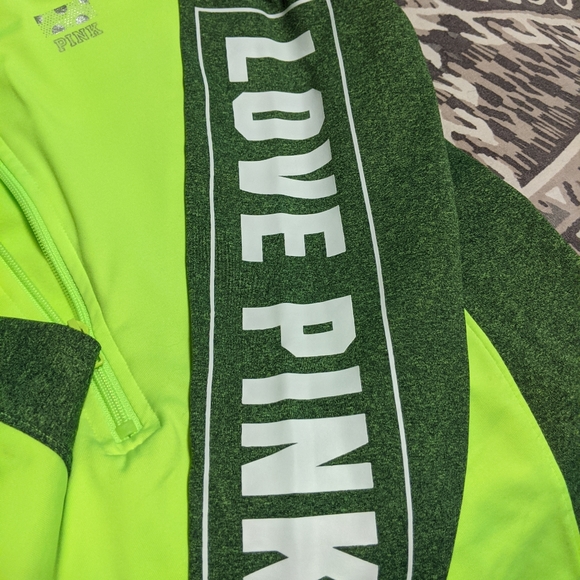 Pink jacket - Picture 2 of 6